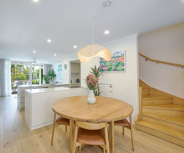 Noosaville waterfront accommodation