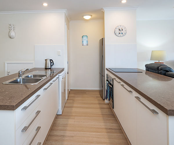 Noosaville waterfront accommodation